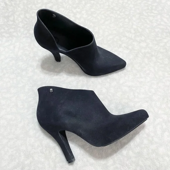 Melissa Black Bootie Drama Flocked Velvet Pointed Toe Heel Ankle Boot Fuzzy - Picture 12 of 12